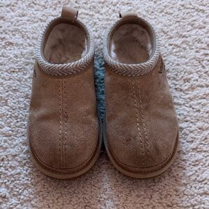 Koolaburra Tan Kids Slippers